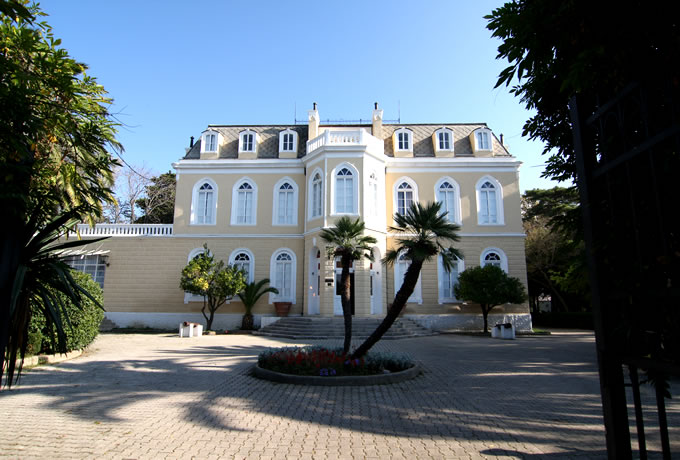Bar~Dvorac Kralja Nikole